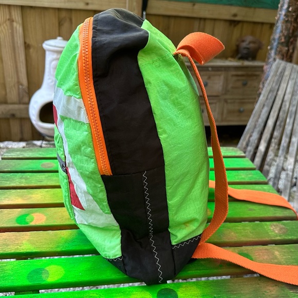 Soflo Riders Backpack made with repurposed kite - Picture 6 of 7